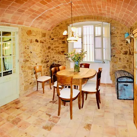 度假居 Bufas Costabravasi